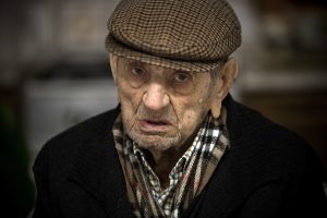 Умер самый пожилой мужчина в мире